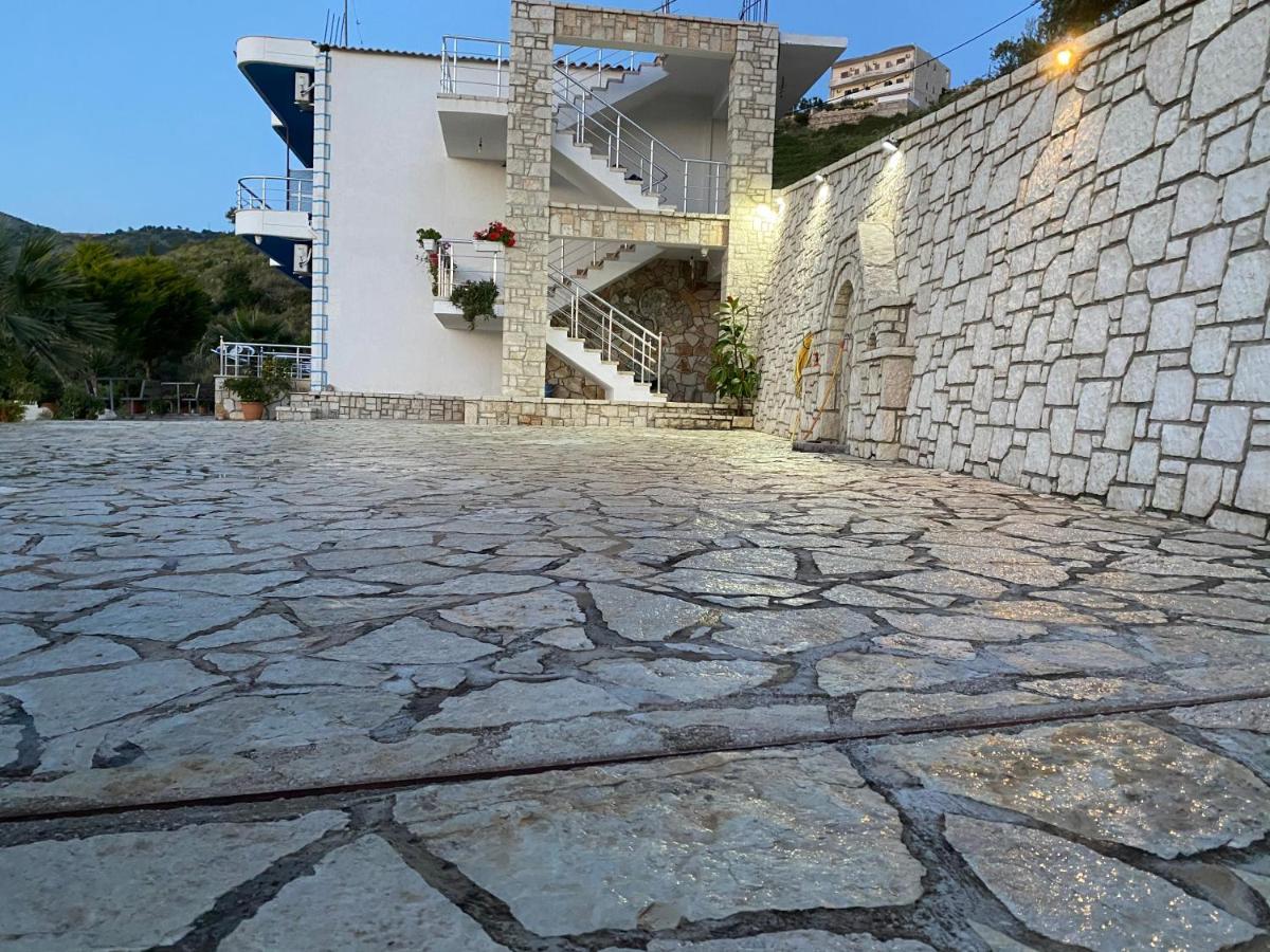 Hotel Mesun Himarë Exterior foto